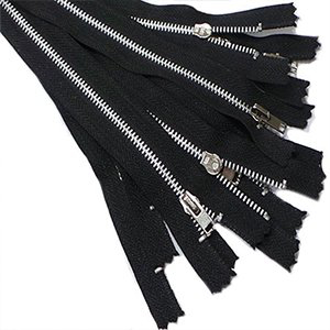 75165 ΑΝΟΙΓΟΜΕΝΑ ΜΕΤΑΛΛΙΚΑ ΦΕΡΜΟΥΑΡ  ΓΙΑ ΡΑΨΙΜΟ 70cm//1Τεμ.   ΜΑΥΡΟ ΧΡΩΜΑ,   ,ΣΥΝΘΕΣΗ , (6 4) (18gr) ()