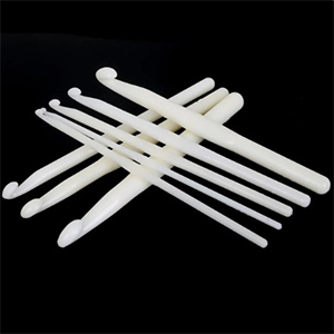 77508 Crochet Hooks/Needles  For Sewing 140X8mm/1Pcs/   White Color, Plastic  ,Material Aluminum,, (2 2) ()