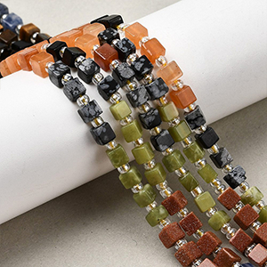 86547 NATURAL AGATE CUBE BEADS  FOR JEWELLERY 4X4mm/59Pcs/   MULTICOLOR,   ,Material SEMI PRECIOUS STONES,, (5 0) ()