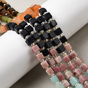 86552 NATURAL AGATE CUBE BEADS  FOR JEWELLERY 4X4mm/59Pcs/   MULTICOLOR,   ,Material SEMI PRECIOUS STONES,, (5 0) ()