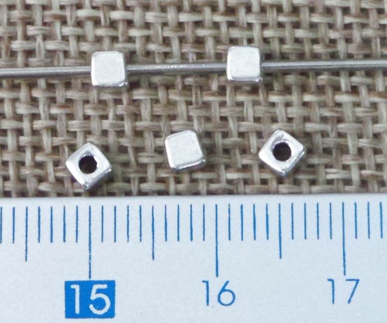 CH36134 Μεταλλικά κυβάκια  Για κόσμημα 3mm/~40Τεμ. Αντικέ Χρώμα,   ,Συνθεση ,Χάντρα (19 23) (9gr) ()