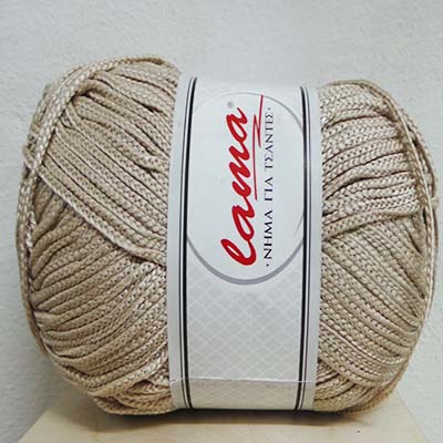 CH42134 LAMA 200GR YARN FOR HANDBAGS 200GR/160METERS/ (LAMA) 517-BEIGE,COL 517 100% POLYPROPYLENE ,MATERIAL 100% POLYPROPYLENE,ALL SEASONS, (3 0) ()