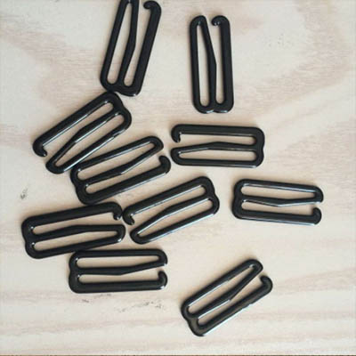 CH43531 ADJUSTABLE SLIDERS BUCKLES FOR UNDERWEAR BRA STRAP  24X11MM/4PCS BLACK COLOR BRA AND SWIM SUITE SUMMER (4 0) ()