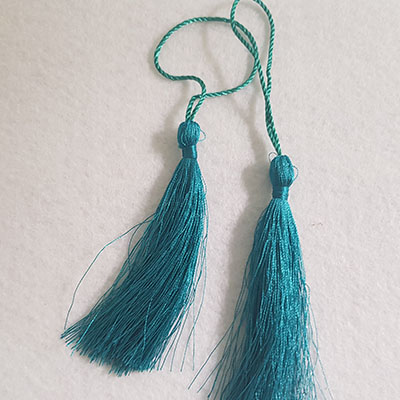 CH45724  Φούντες με θηλιά Πολυεστερικά 80cm/5Τεμ. ΠΕΤΡΟΛ ΧΡΩΜΑ Για Κόσμημα/Διασκόσμηση (22 25) (9gr) ()