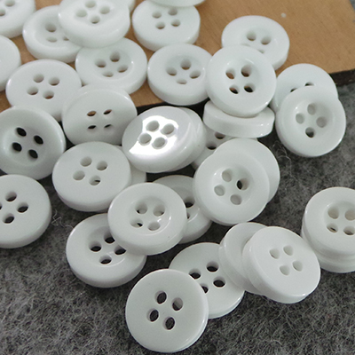 CH50755 Accessories buttons acrylic,with 4 holes ,10mm/20pcs ,white color (0 0)