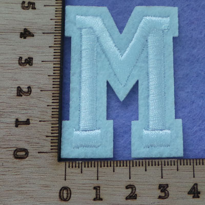 CH53161 Iron on patches, embroidered with letter m 4x5cm/1pcs white color for decoration alphabet  english alphabet (0 0)
