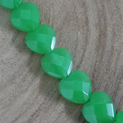CH55048 Semi precious stones jade hearts,faceted ,15mm/29pcs ,green color (-1 0)