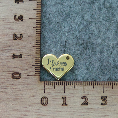 CH57034 Μεταλλικές Καρδίες κρεμαστές ‘Μαμά σε αγαπώ’ Για κόσμημα 18X15mm/1Τεμ. Επίχρυσο Χρώμα, Με Μαμά  ,Συνθεση ,Αγίου Βαλεντίνου,Κρεμαστά (3 2) (5gr) ()