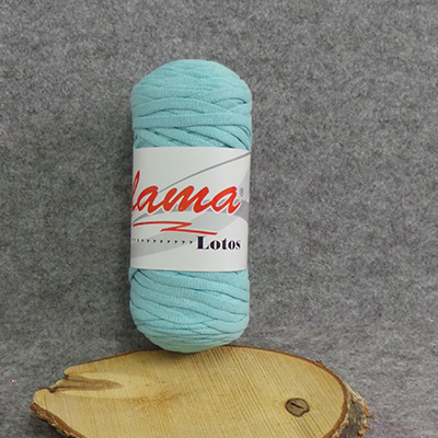CH57874 Yarns lama lotos, ,250gr/125meters ,mint color (0 0)