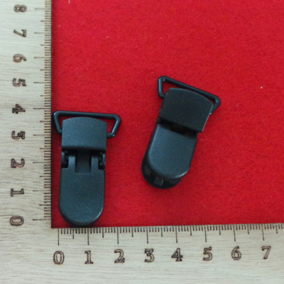 CH58525 Κλιπ για πιπιλες ακρυλικα κλιπ ,43x10mm/1τεμ.,μαυρο χρωμα (0 0)