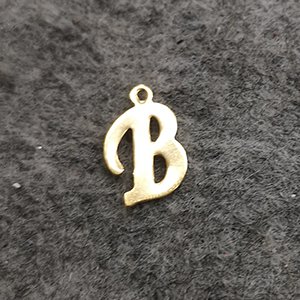 CH63373 Μενταγιον ατσαλινα φιγουρα ,10x12mm/1τεμ. ,επιχρυσο χρωμα,με γραμμα β (0 0)