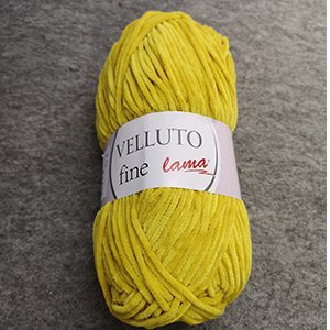CH63797 Yarns lama velluto fine,polyester ,100gr/180meters , (0 0)